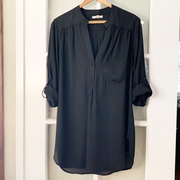 Pleione Women’s Black Button-Tab Sleeves Top (Size S) - Picture 2 of 5